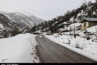 برف و باران در جاده‌های ۱۳ استان