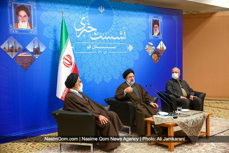 نشست خبری رییس جمهور در قم