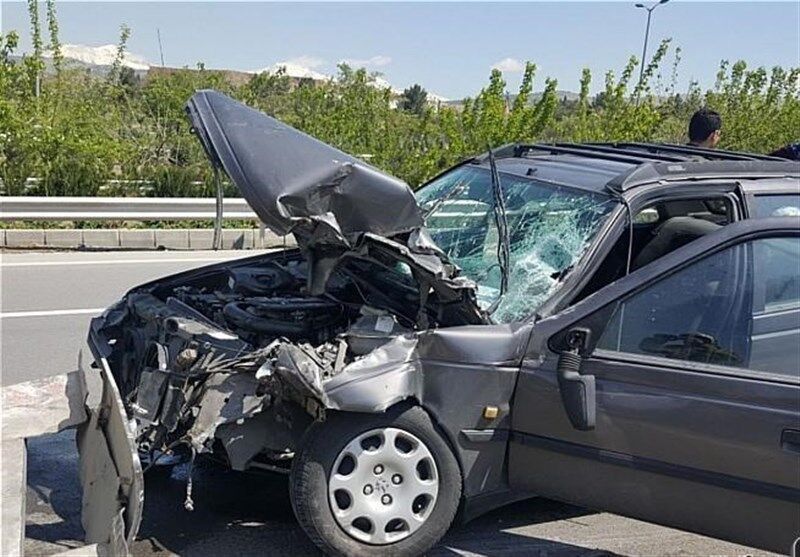 ۲ تن در حادثه رانندگی قم جان خود را از دست دادند