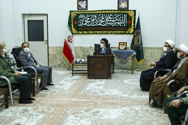 ضرورت سرکشی و رسیدگی مستمر به خانواده معظم شهدا