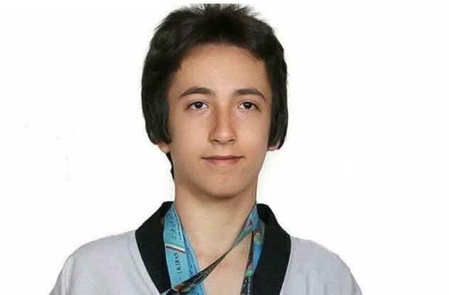 تکواندوکار قم بهترین مبارز ایران شد