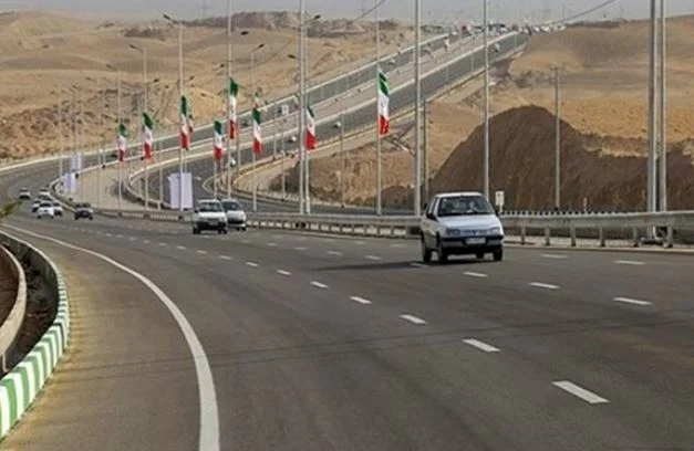 سرعت مجاز در بزرگراه آیت‌الله بروجردی قم به ۸۰ کیلومتر کاهش یافت