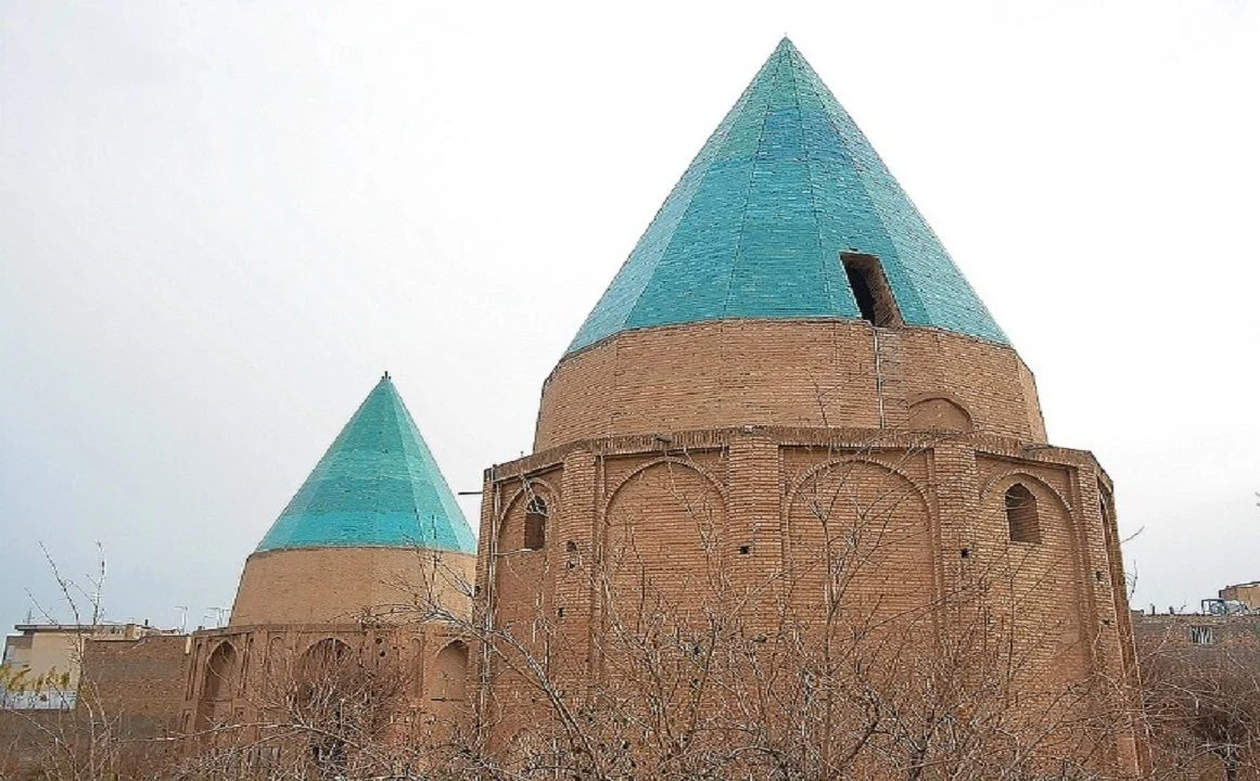 برپایی نمایشگاه صنایع‌دستی و مشاغل خانگی در گنبد سبز قم