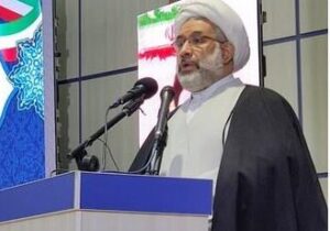 آرمان انقلاب اسلامی تشکیل جامعه‌ای بر محور عدالت است