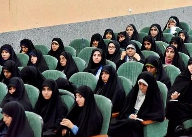سه‌ هزار طلبه در مدارس حوزه علمیه خواهران قم تحصیل می‌کنند