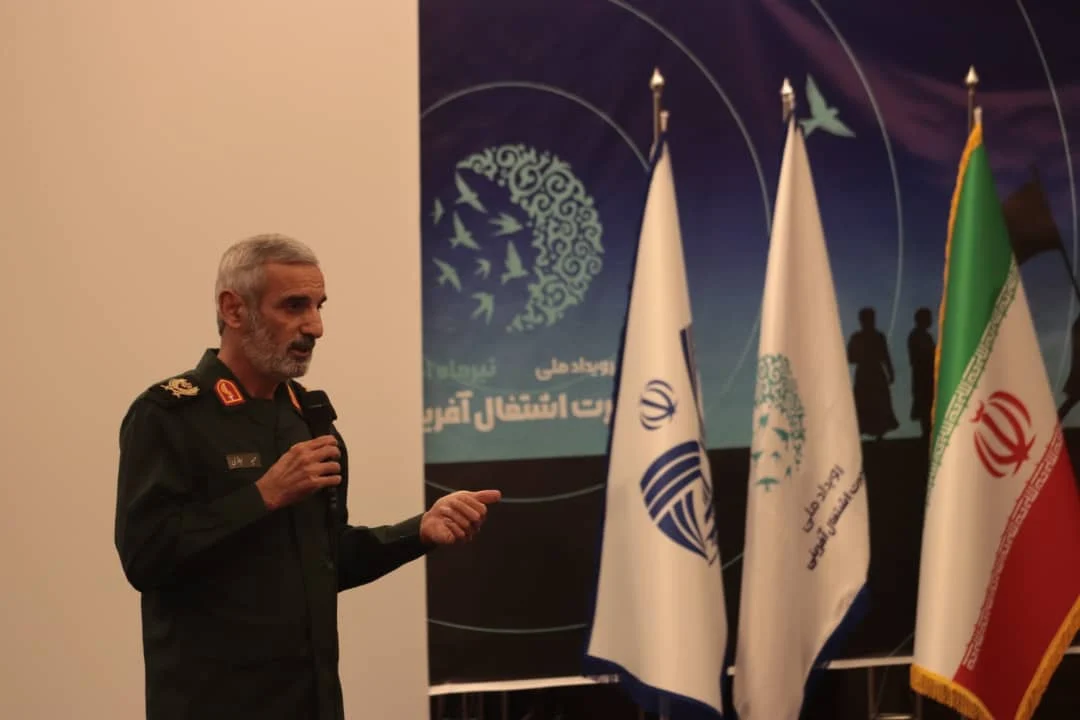 شدت فشار به نظام جمهوری اسلامی هر روز رو به افزایش است / تنها راه موجود، قدرت یافتن ایران است