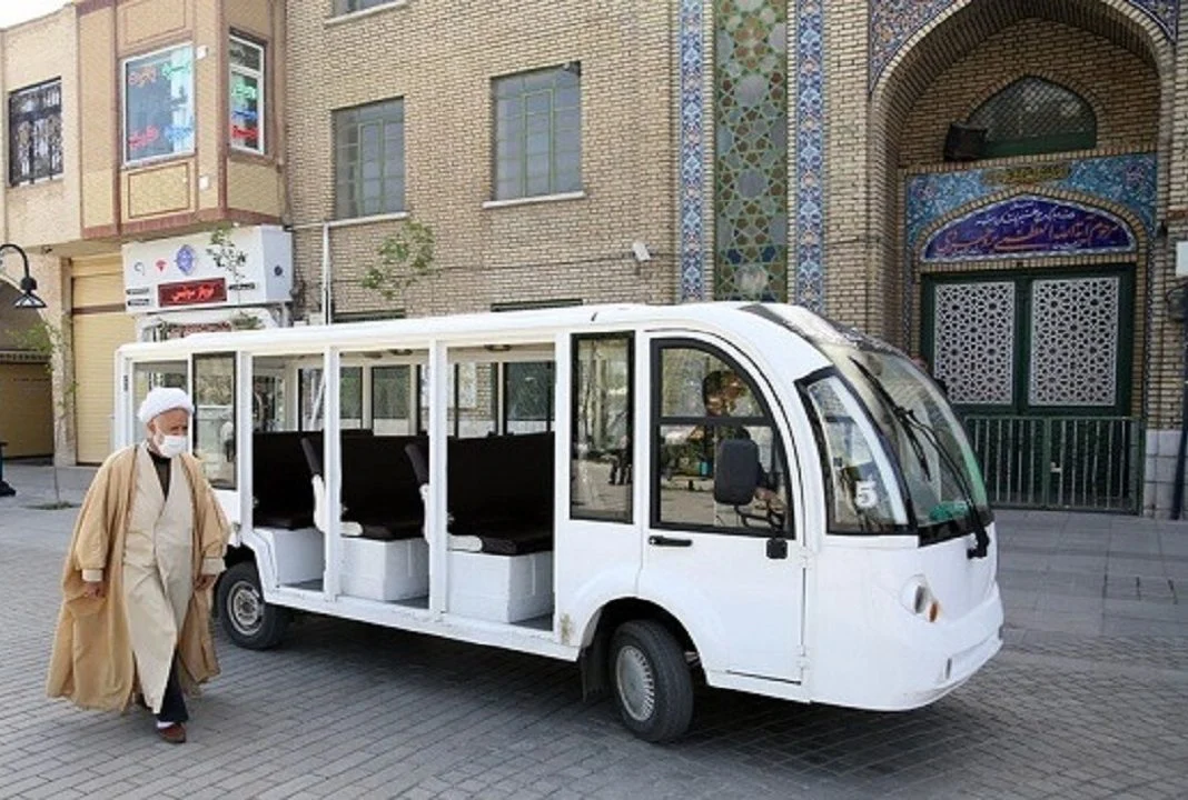 راه اندازی ۱۶ خودروی برقی در هسته مرکزی شهر قم