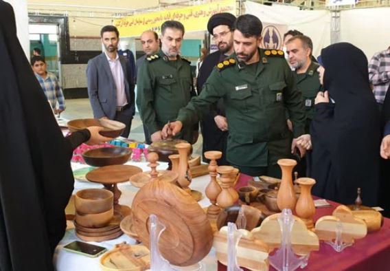 برپایی ۲۰ نمایشگاه اقتصاد مقاومتی با حضور صاحبان مشاغل خانگی در قم