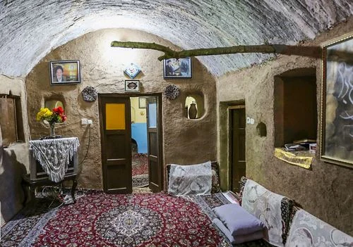 ۸۵ درصد صنعت گردشگری قم در اختیار بخش خصوصی است