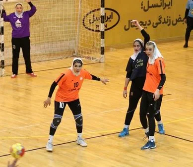 دختران هندبالیست قمی جهانی شدند