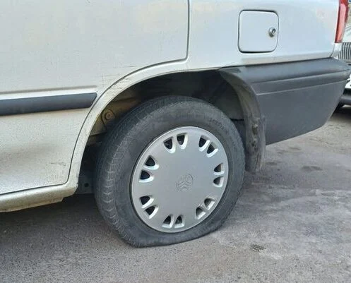 دستگیری فردی حین ارتکاب به جرم وآسیب رساندن خودروی شهروندان قمی