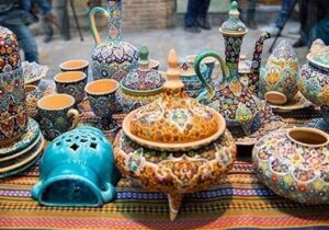 برپایی نمایشگاه صنایع دستی و سوغات اقوام ایرانی در قم