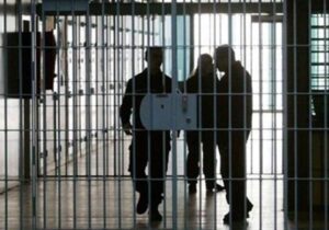 ۱۳۶ زندانی جرایم غیرعمد در قم نیازمند کمک خیران هستند
