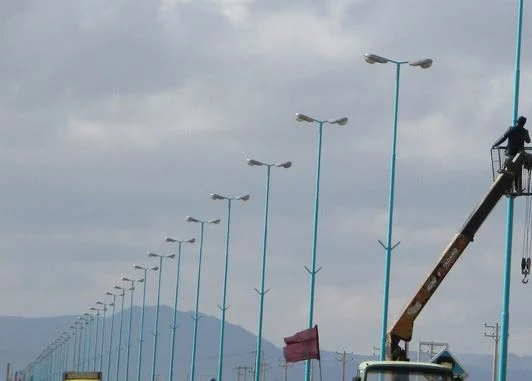 روشنایی محور قم – اراک پس از یک دهه، با اعتبار ۷۰۰ میلیارد ریال به اتمام رسید
