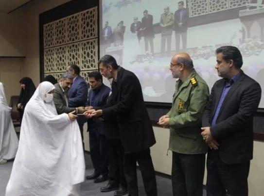 ۲۶۷ کمک جهیزیه به نوعروسان قمی اهدا شد
