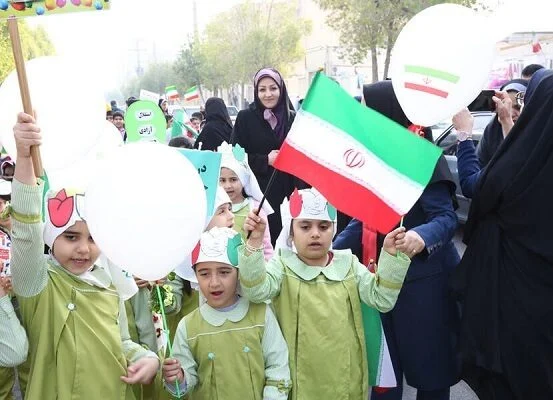 تصاویر هوایی از حماسه مردم قم در ۲۲ بهمن ۱۴۰۱