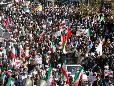 پیغام نوجوانان دهه هشتادی و نودی قمی در راهپیمایی ۲۲ بهمن