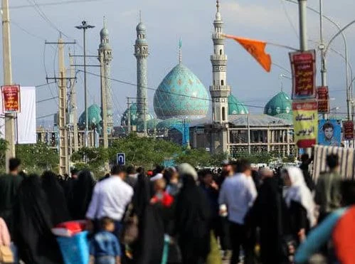 موکب کتابداران در مسیر پیادهروی نیمه شعبان برپا شد