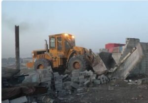۳۵ هزار مترمربع ساخت و ساز غیرمجاز در دستجرد تخریب شد