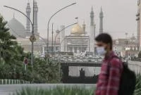 آلودگی هوا «ماسک» را بر صورت مردم قم تحمیل کرد