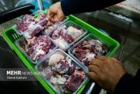 هزار و ۳۰۰ بسته گوشت قربانی میان نیازمندان قم توزیع شد