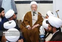 توصیههای آیت الله مکارم شیرازی به طلاب ملبس شده به لباس روحانیت