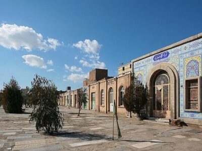 تلاش برای تملک مغازه‌های قبرستان نو قم تا پایان سال/توجه ویژه به مسائل فرهنگی پروژه