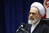 انقلاب اسلامی سهامداری غیر از امام(ره) و ملت ایران ندارد