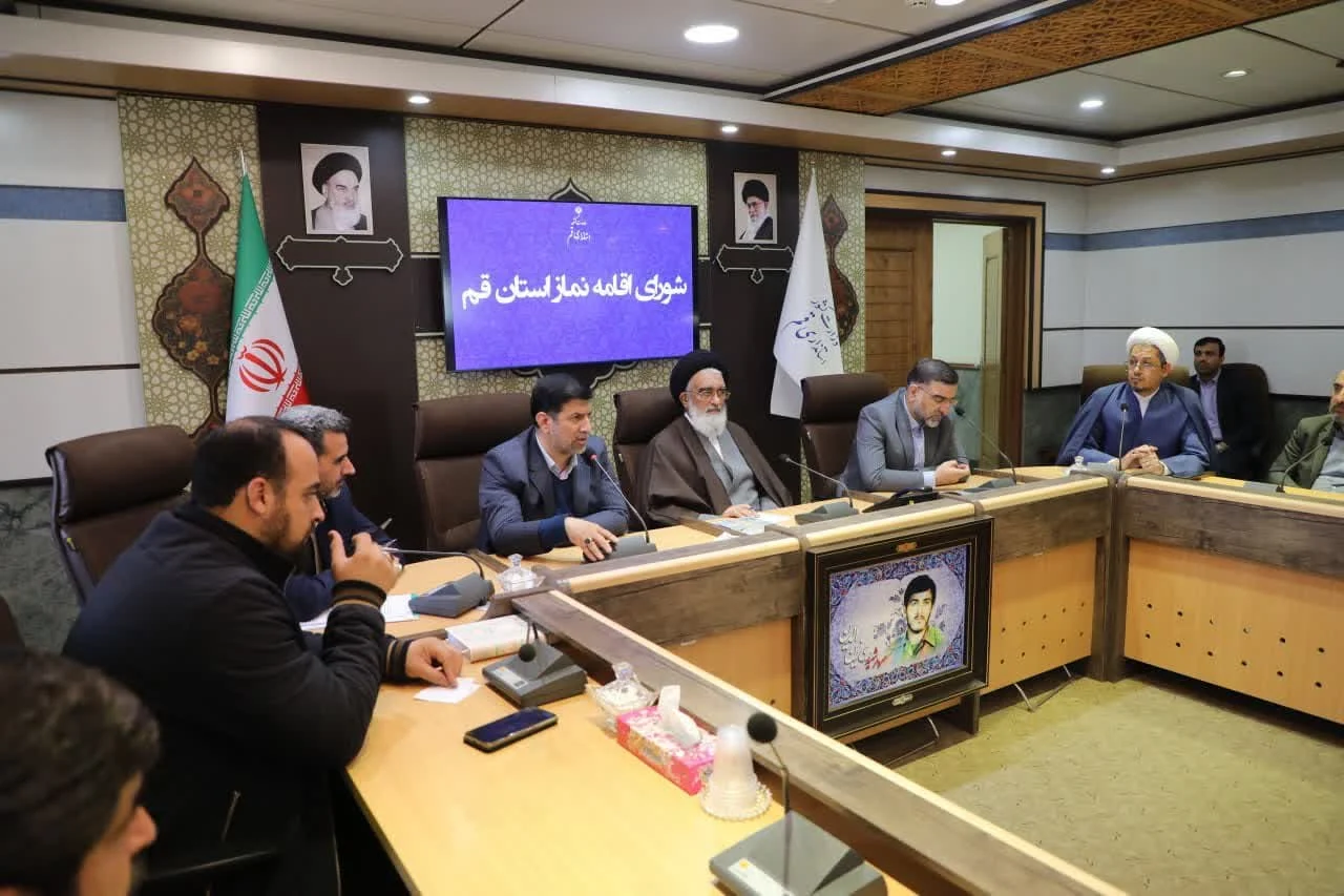 مجتمعهای بین راهی باید مسجدی در محوطه خود داشته باشند