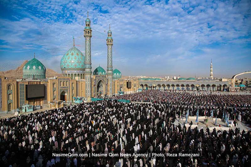 اقامه نماز عید سعید فطر در آستان مقدس مسجد جمکران