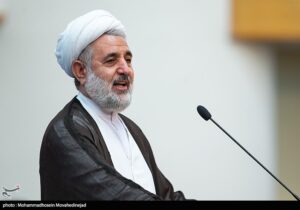 حضور باشکوه مردم در انتخابات سبب عزت ایران در دنیا می‌شود