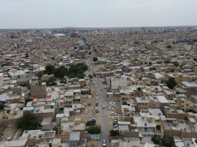 ۱۶۵۰ مترمربع بدنه محور دروازه ری قم جداره‌سازی شد