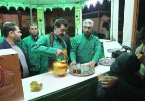 گزارش تصویری: استاندار قم در کسوت خادمی حرم حضرت موسی مبرقع(ع)