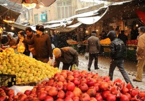 فراخوان عرضه و فروش مستقیم انار در غرفه‌های ویژه شب یلدا ویژه باغداران قمی