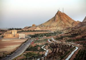 احداث کتابخانه عمومی چندمنظوره در بوستان خضر نبی قم