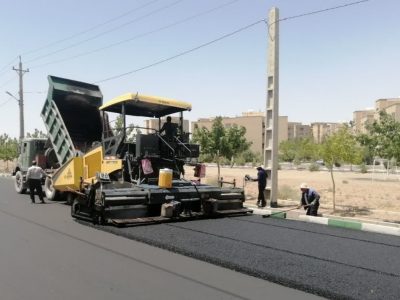 ۱۷۲ هزار تن آسفالت در معابر شهر قم توزیع شد/ اجرای سامانه مدیریت روسازی راه‌ها در معابر شهری قم