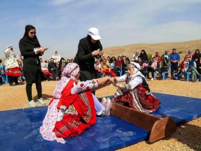 برگزاری مسابقات بومی و محلی شاد در قم به مناسبت روز مادر و جشن یلدا