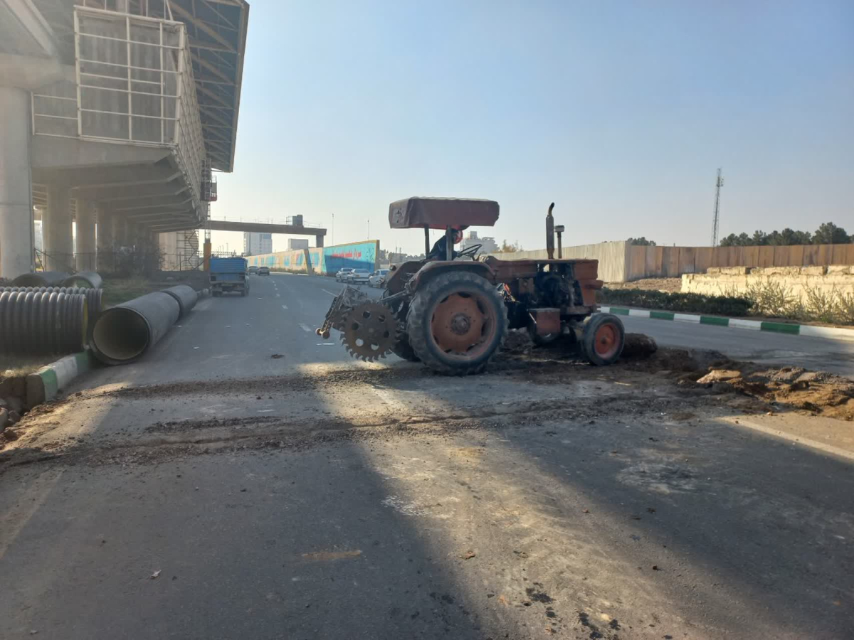 مسیر برگشت بلوار سردار سلیمانی از پارکسوار شمالی تا اطلاع ثانوی مسدود است 