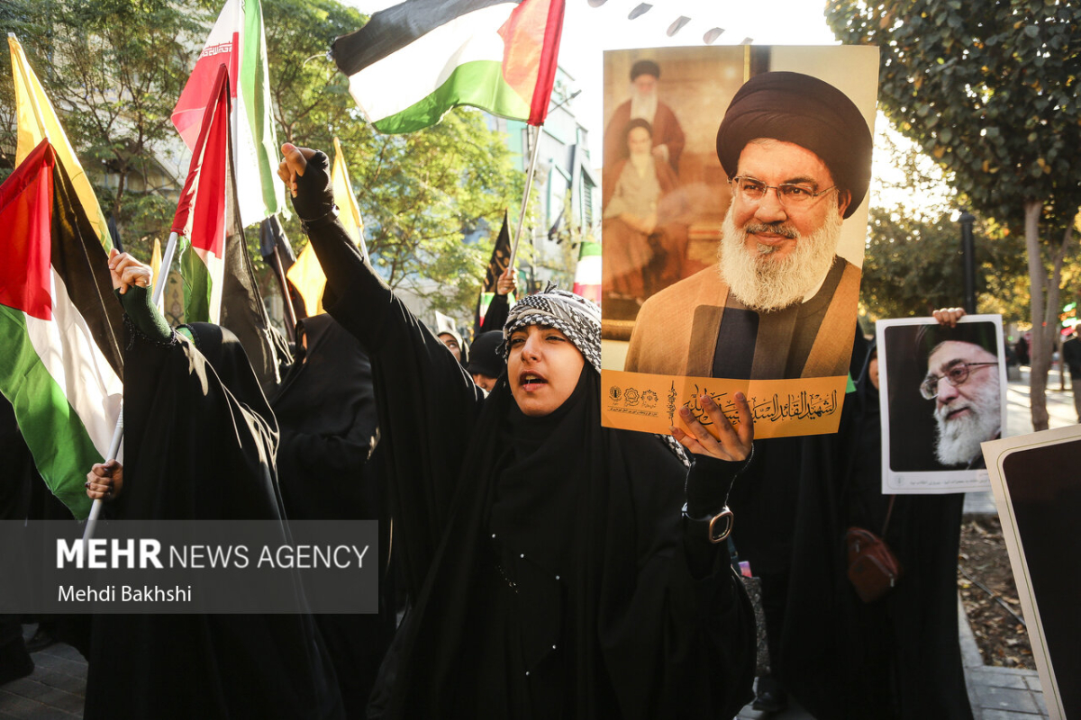 اجتماع بانوان شهر قم با عنوان «ام المقاومه» برگزار شد 