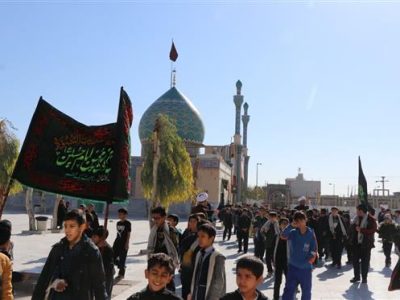 گزارش تصویری: حضور دسته عزاداری دانش آموزان در جوار آستان مقدس امامزاده سیدعلی(ع) ۰۲