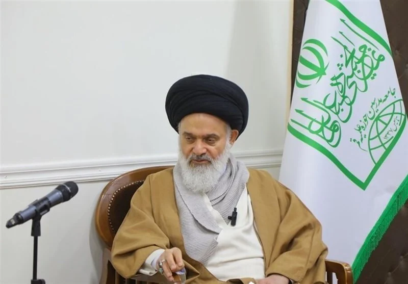 با تقویت دینداری جامعه سامان می‌یابد