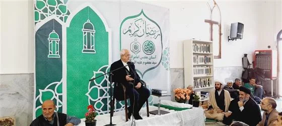 گزارش تصویری: محفل جزء خوانی و تفسیر قرآن کریم با حضور استاد بهرامپور