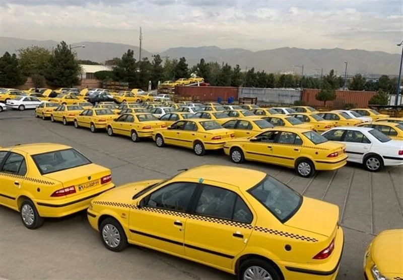 اجرای پایلوت هوشمندسازی تاکسیرانی در مرکز شهر قم