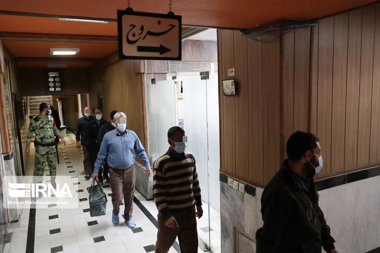 آزادی ۱۱ زندانی در قم