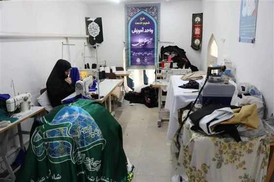 گزارش تصویری: کارگاه آموزش خیاطی در امامزاده شاه سیدعلی(ع)