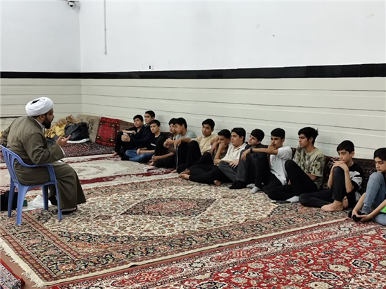 تشکیل حلقههای معرفت طرح نشاط معنوی در حرم امامزاده جعفر شهید(ع)