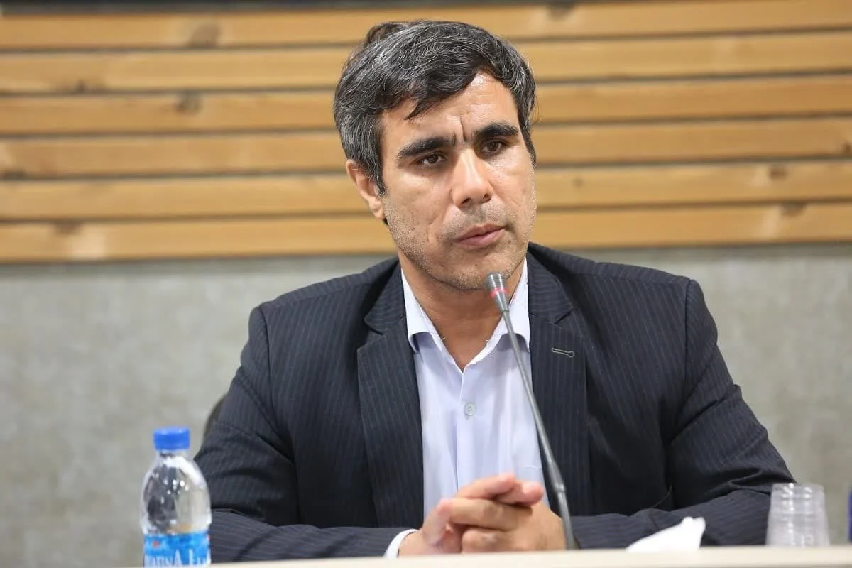 قم روی لبه بحران آب؛ راه‌حل‌ها و چالش‌ها از زبان مدیر آبفای استان