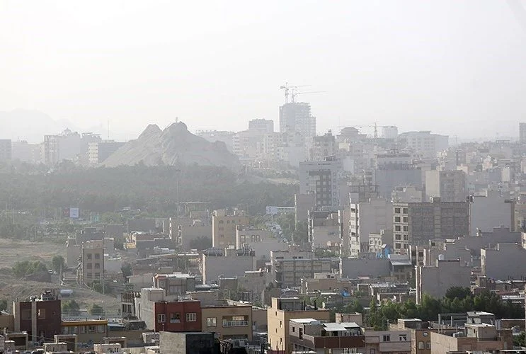 آلودگی هوای قم ناشی از کانونهای فعال گرد و خاک در داخل استان