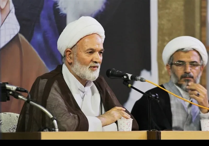 لزوم تسریع در اجرای خط دوم متروی قم