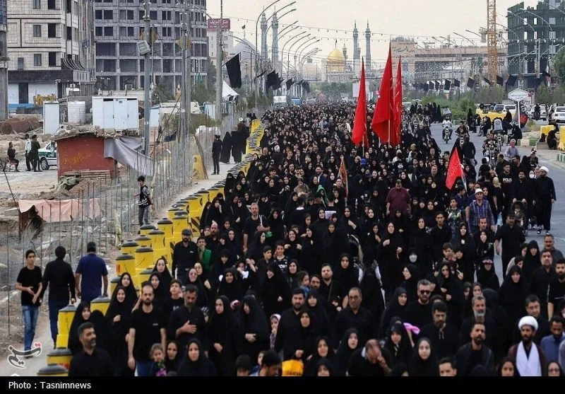 قم آماده پذیرایی از زائران اربعین / استقرار ۶۰ موکب در مسیر پیادهروی